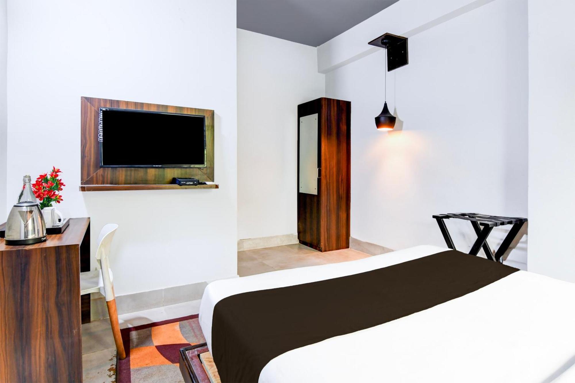 Super Townhouse Chandrasekharpur Bhubaneswar Exterior photo