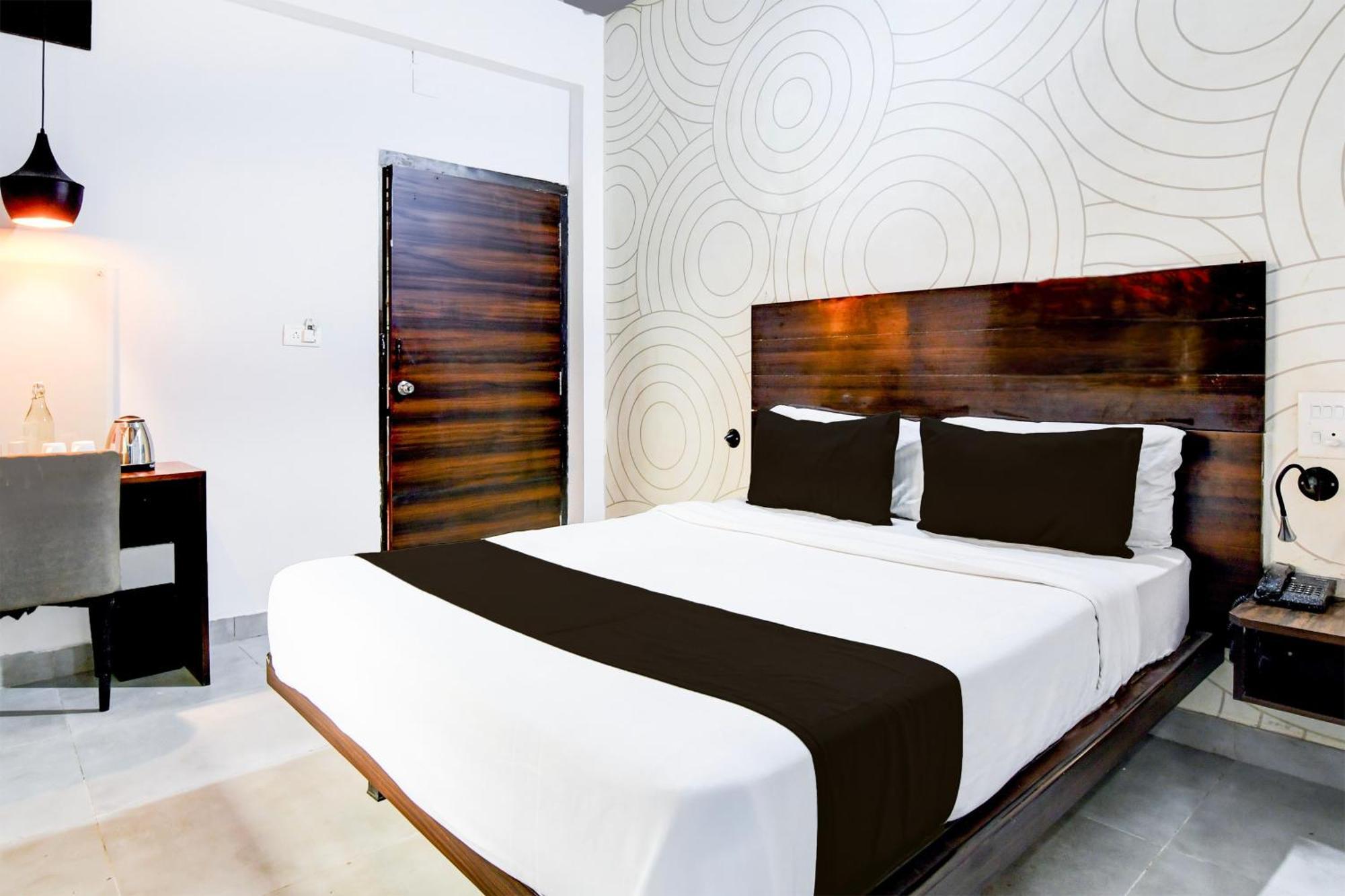Super Townhouse Chandrasekharpur Bhubaneswar Exterior photo